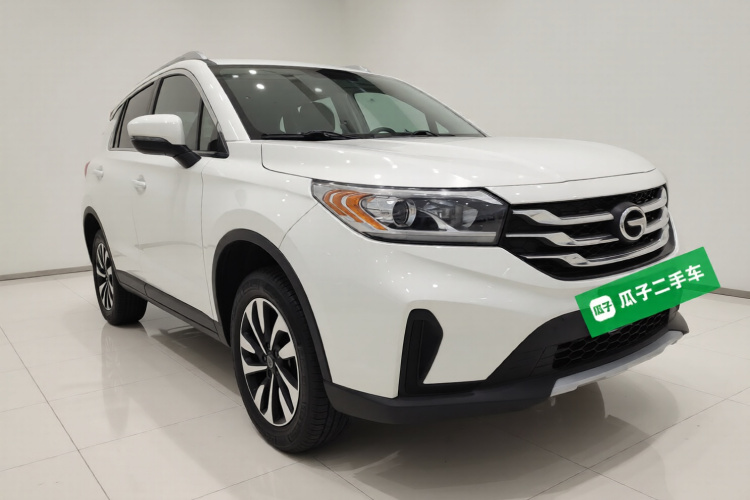 广汽传祺 传祺GS4 2018款 200T 手动两驱舒适版车身外观3