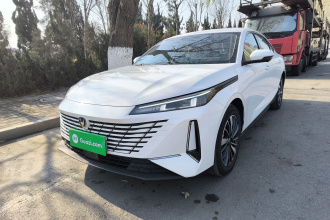 长安 逸动PHEV 2025款 智慧新蓝鲸 145KM 战舰版