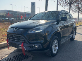 江铃 驭胜S350 2016款 2.0T 自动两驱汽油豪华天窗版7座