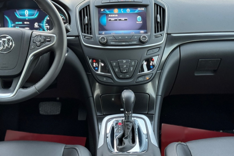 别克 君威 2015款 1.6T 精英技术型局部细节16