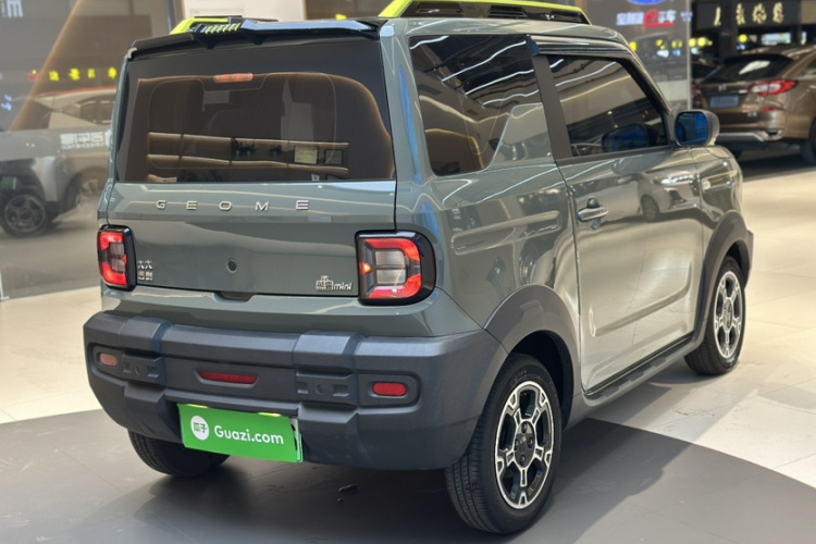 吉利银河 2024款 200km 熊猫骑士车身外观6004