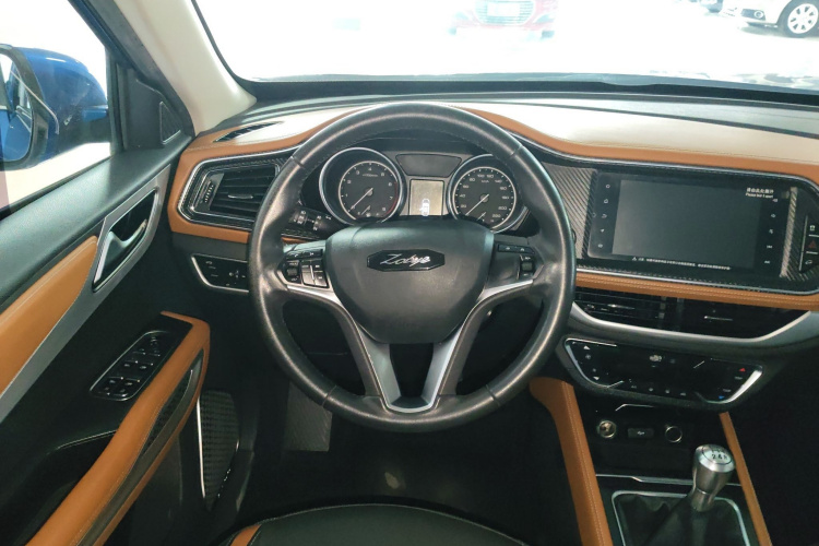 众泰T300 2017款 1.5T 手动豪华型局部细节13