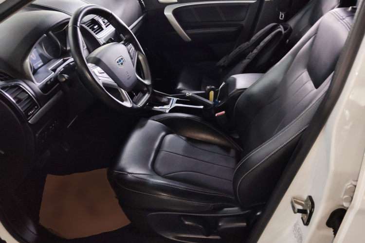 吉利汽车 帝豪 2016款 三厢 1.5L CVT向上版中控内饰19