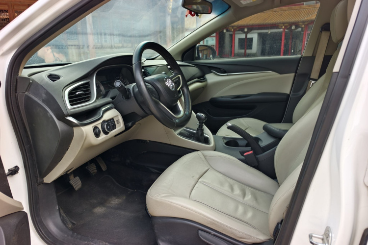 别克 英朗 2018款 15T 手动精英型 国V中控内饰7001