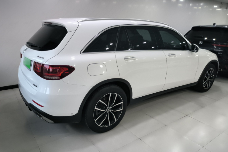 奔驰GLC 2022款 改款二 GLC 260 L 4MATIC 豪华型车身外观7
