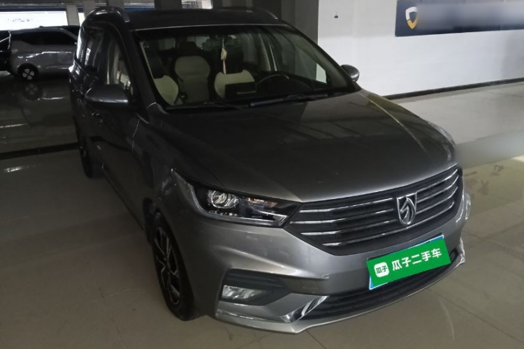 宝骏360 2018款 1.5L 自动豪华型 国V车身外观3