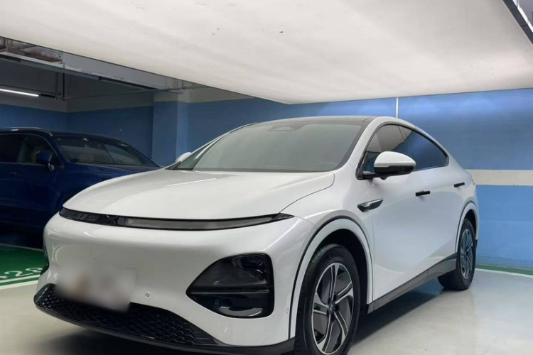 小鹏G6 2023款 580 长续航 Max车身外观1