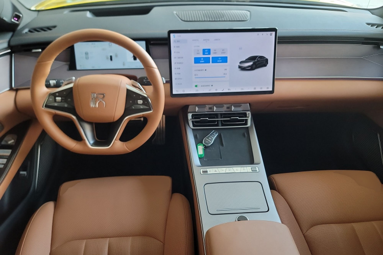 比亚迪 汉L 2025款 DM-p 四驱激光雷达旗舰型中控内饰12