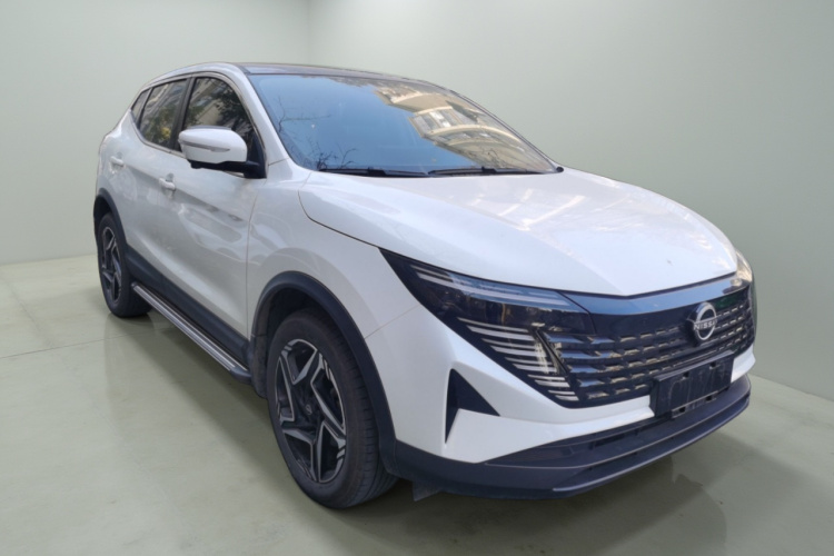 日产 逍客 2025款 荣誉 2.0L CVT XV+领先版车身外观3