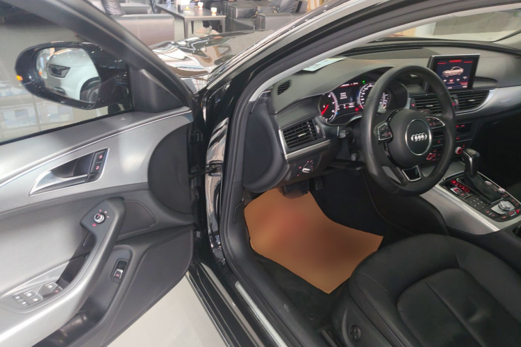 奥迪A6L 2017款 45 TFSI quattro 运动型中控内饰7003