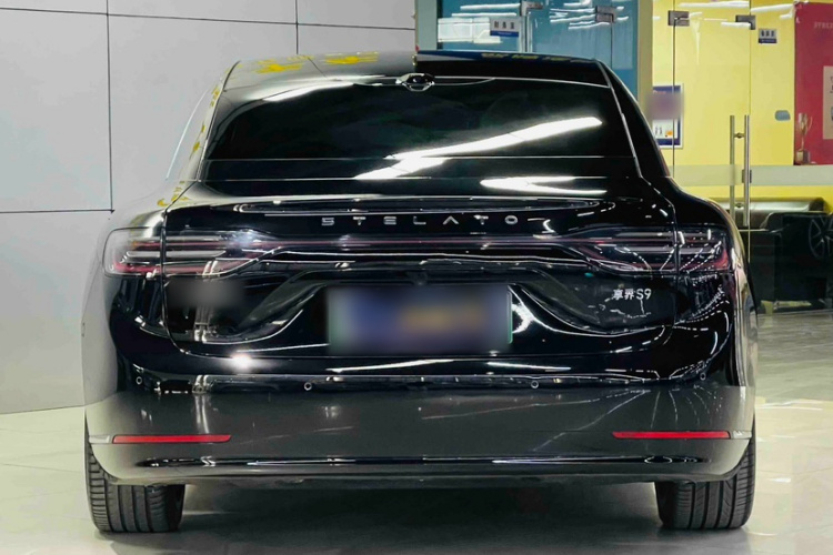 鸿蒙智行 享界S9 2024款 纯电 Ultra 四驱旗舰版车身外观6004