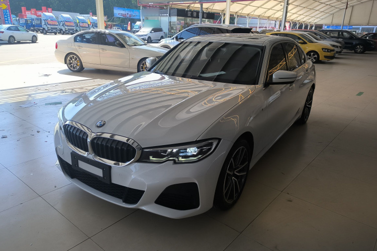 宝马3系 2021款 改款 320Li M运动套装车身外观1