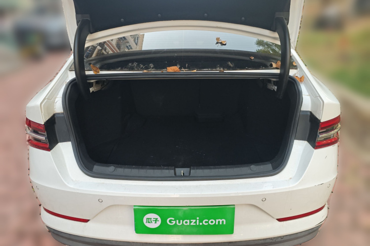 比亚迪 秦Pro 2020款 超越版 1.5TI 自动尊贵型局部细节23