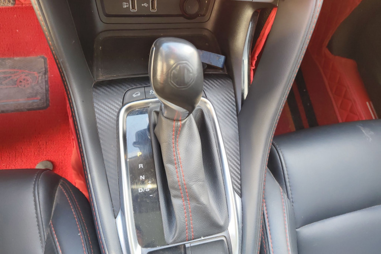 名爵ZS 2020款 180DVVT 自动Lite局部细节18