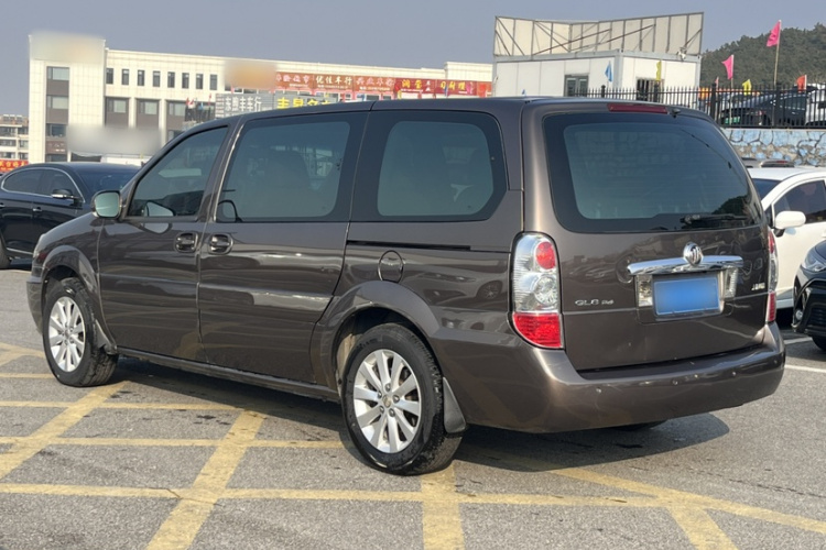 别克GL8 2014款 2.4L 行政版车身外观6003