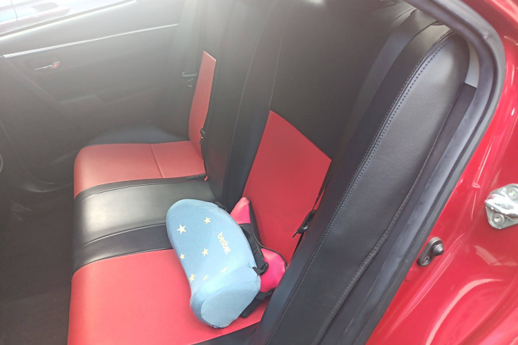 丰田 雷凌双擎E+ 2019款 1.8PH GS E-CVT精英天窗版中控内饰7004