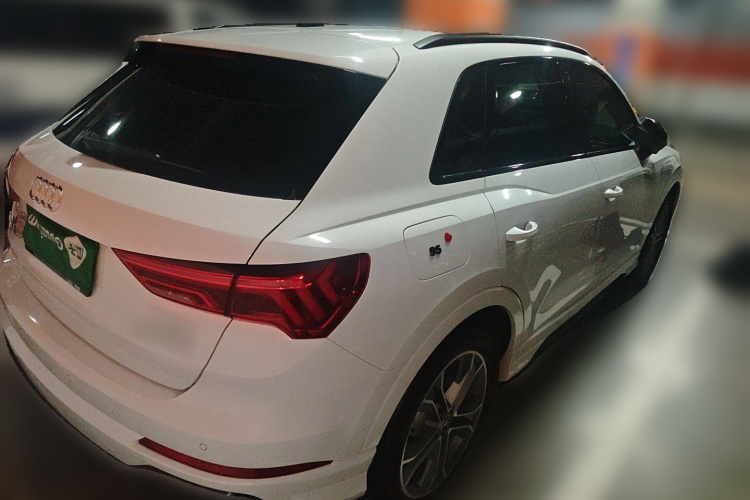 奥迪Q3 2023款 35 TFSI 时尚动感型（1.5T）车身外观6005