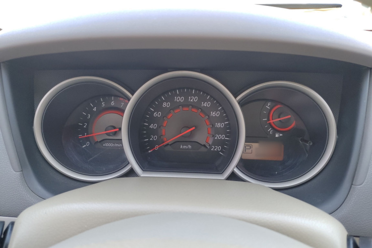 日产 轩逸 2012款 经典 1.6XL 自动豪华版局部细节14