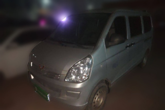 五菱汽车 五菱荣光 2021款 1.2L S 基本型7座LSI