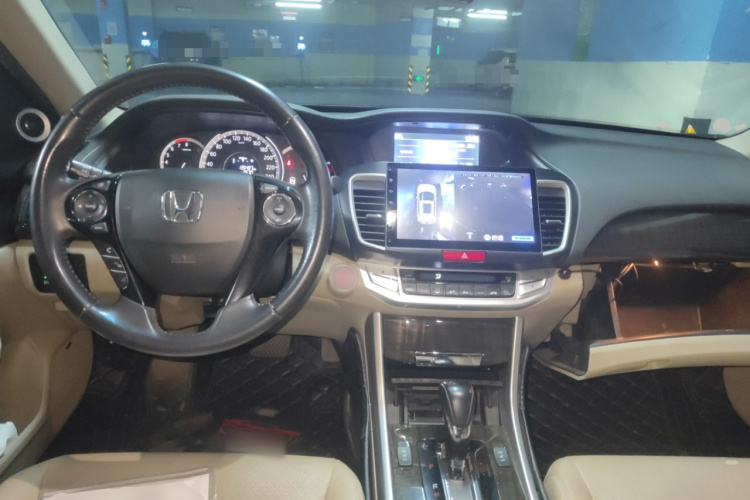 本田 雅阁 2014款 2.4L EX 豪华版中控内饰12