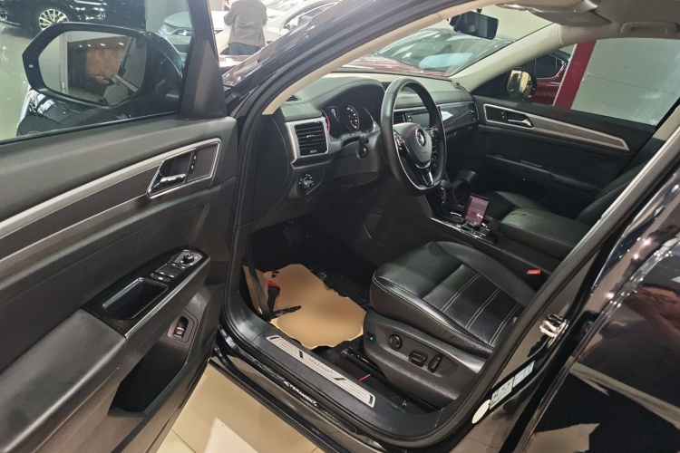 大众 途昂 2017款 380TSI 四驱舒适版中控内饰20