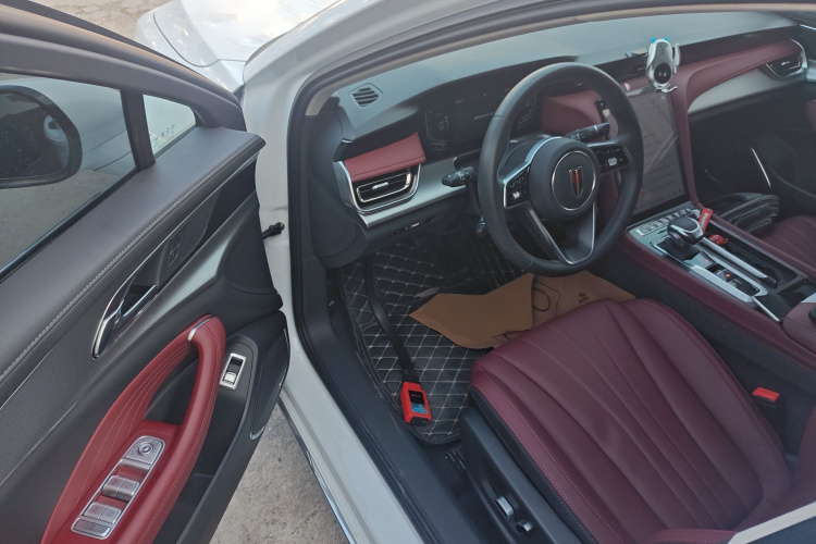 红旗H5 2024款 1.5T DCT智联旗韵版中控内饰20