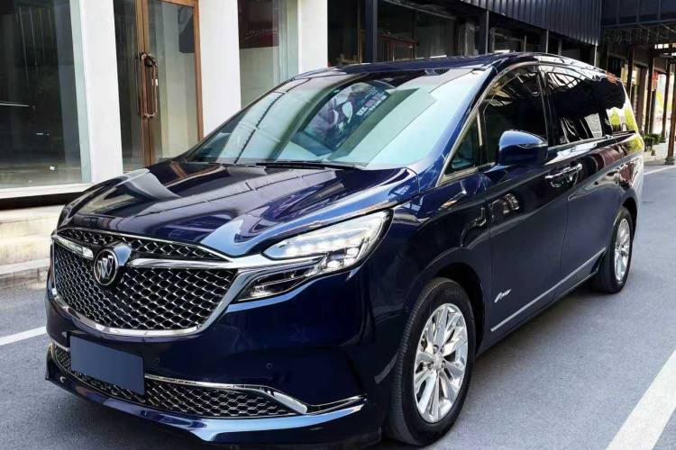 别克GL8 2020款 Avenir艾维亚 四座尊礼版车身外观1