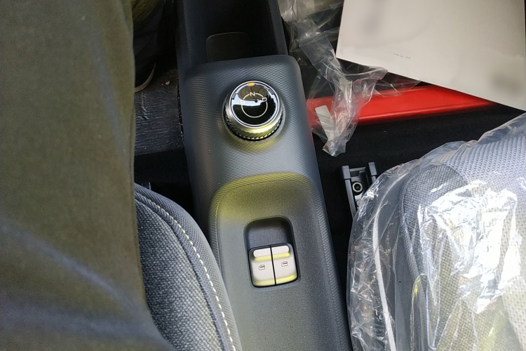 五菱汽车 五菱之光新能源 2025款 305km 进取型局部细节18