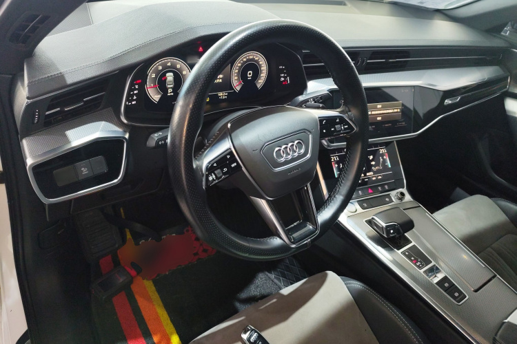 奥迪A6L 2020款 40 TFSI 豪华动感型中控内饰7002