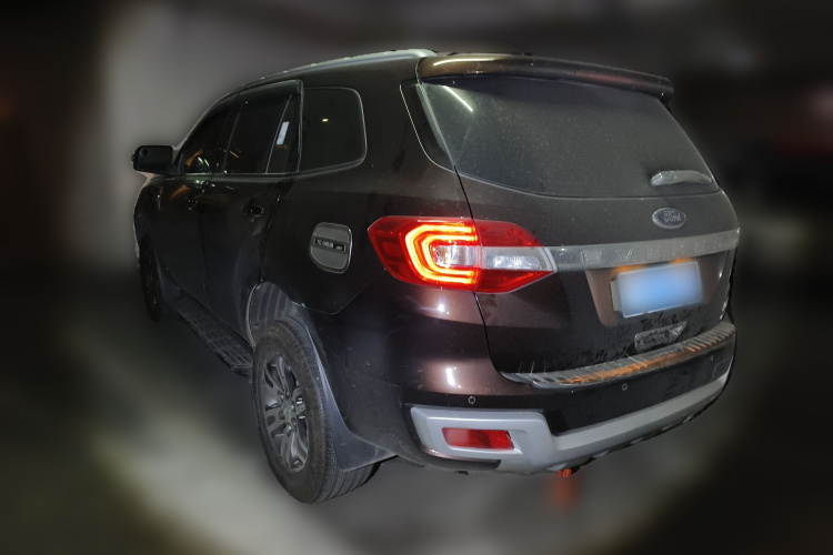 福特 撼路者 2017款 2.0T 汽油自动四驱豪华版 5座车身外观5