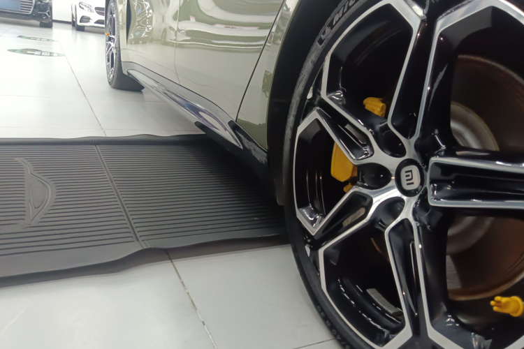 小米汽车 小米SU7 2024款 后驱超长续航高阶智驾Pro版局部细节9002