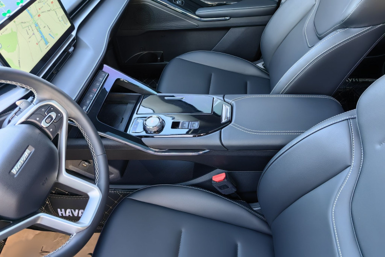 哈弗H6 2021款 第三代 1.5T 自动两驱Pro中控内饰7008