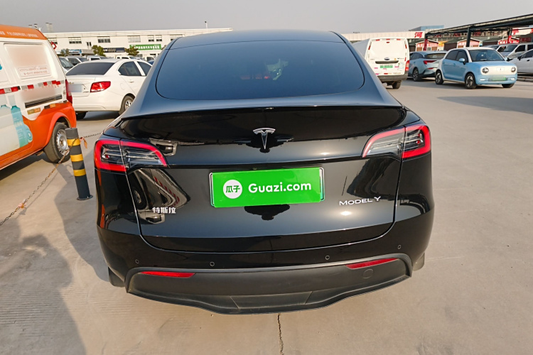 特斯拉 Model Y 2022款 后轮驱动版车身外观6004