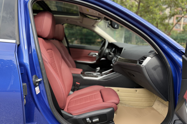 宝马3系 2021款 改款二 325Li M运动套装中控内饰7007