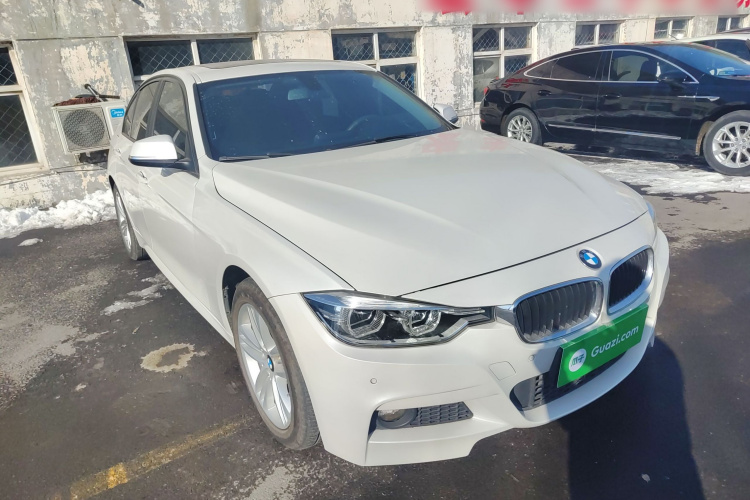 宝马3系 2017款 318i 时尚型车身外观3