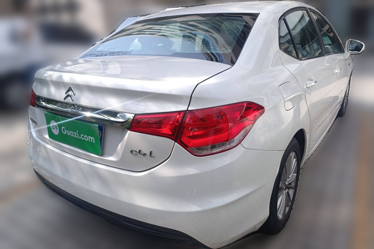 雪铁龙C4L 2015款 1.2T 自动尊贵版车身外观6005
