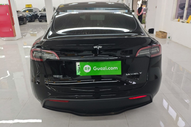 特斯拉 Model Y 2023款 后轮驱动版车身外观6004