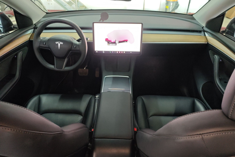特斯拉 Model Y 2022款 改款 后轮驱动版中控内饰7002