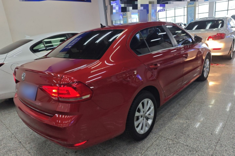 大众 朗逸 2015款 1.6L 自动舒适版车身外观7