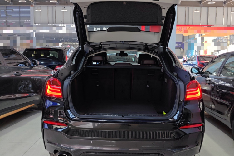 宝马X4 2016款 xDrive20i M运动型局部细节23