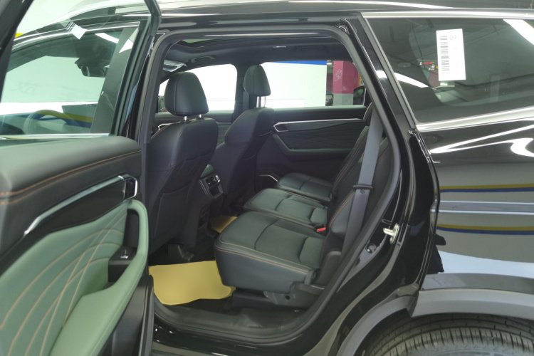 吉利汽车 豪越L 2024款 2.0T DCT尊贵型中控内饰21