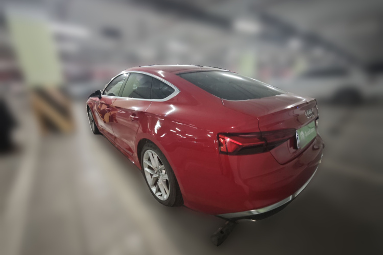 奥迪A5 2021款 Sportback 40 TFSI 时尚动感型车身外观5