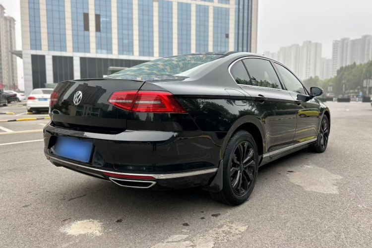 大众 迈腾 2018款 改款 330TSI DSG 豪华型车身外观6004