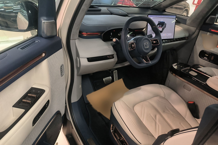 极氪MIX 2025款 长续航智驾版中控内饰7003