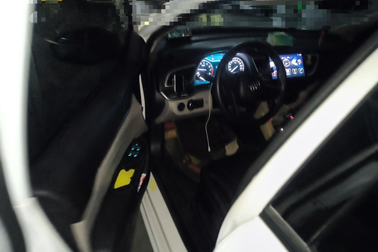 别克 英朗 2016款 15N 自动进取型中控内饰7003