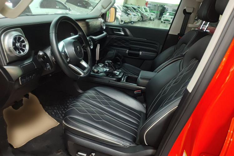 坦克300 2021款 越野版 2.0T 挑战者中控内饰19