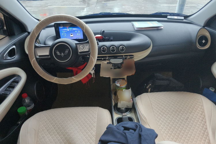 五菱汽车 五菱缤果 2024款 203km 轻享款中控内饰12