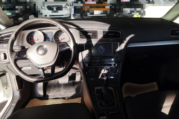 大众 高尔夫 2017款 230TSI 自动舒适百万辆纪念版中控内饰12