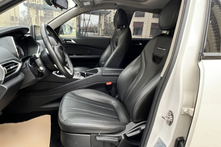 众泰T600 2019款 1.5T 自动豪华型中控内饰7001