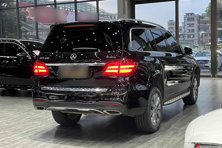 奔驰GLS 2017款 GLS 400 4MATIC动感型车身外观6004